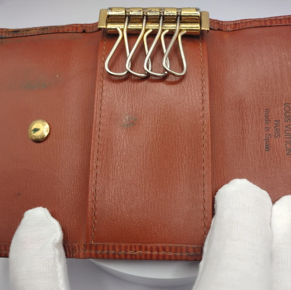 LOUIS VUITTON key case Epi Leather Authentic USED T20370